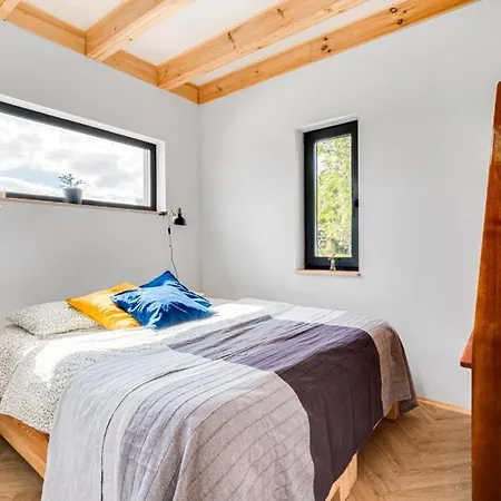 Gniewoszów 11 Gospodarstwo agroturystyczne Międzylesie