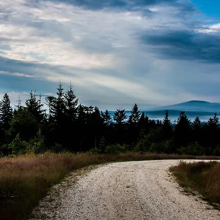 Gniewoszów 11 Gospodarstwo agroturystyczne