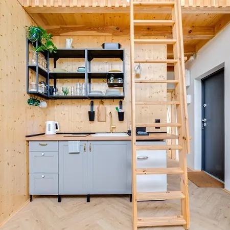 Gniewoszów 11 Międzylesie